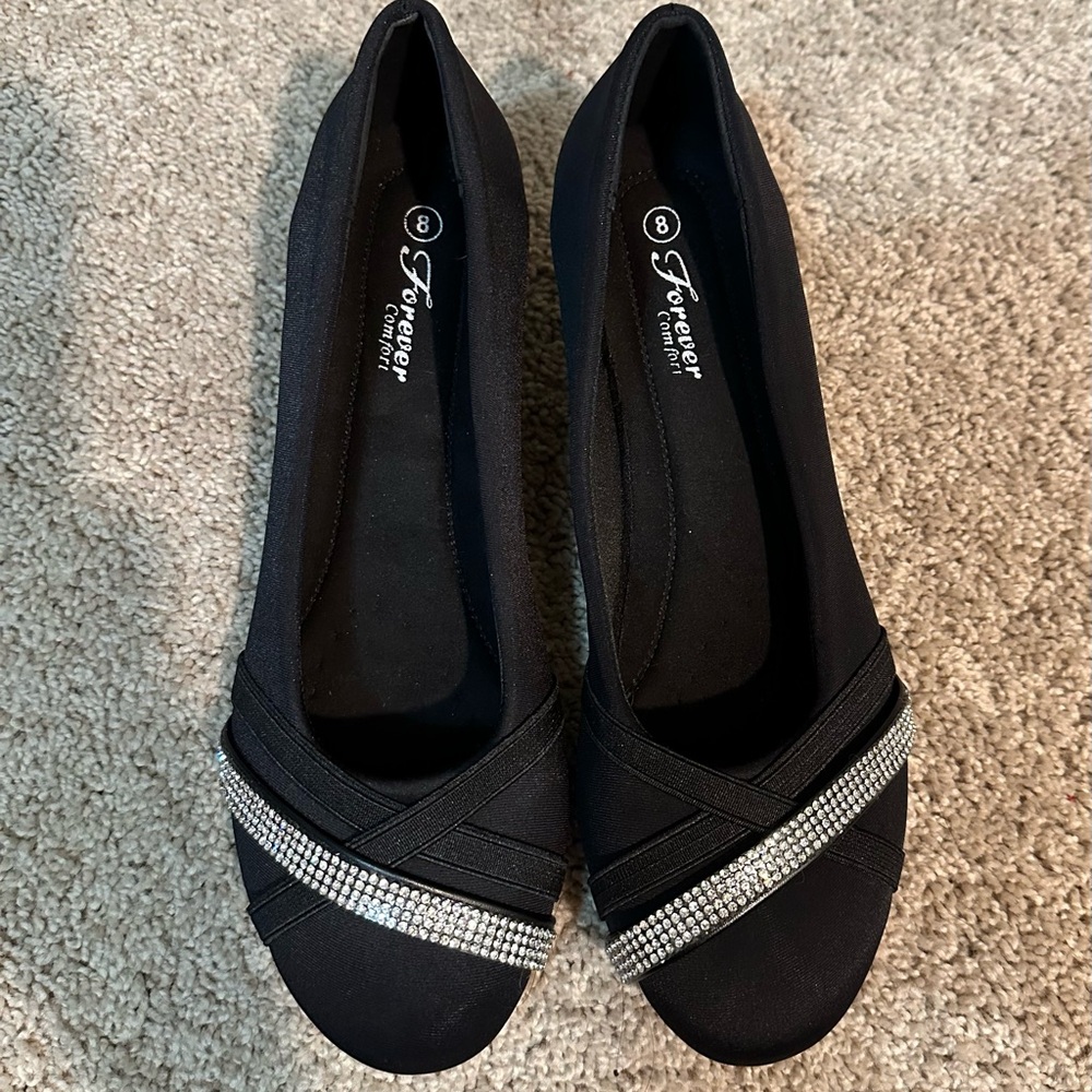 Forever Comfort flats, size 8 (worn once)